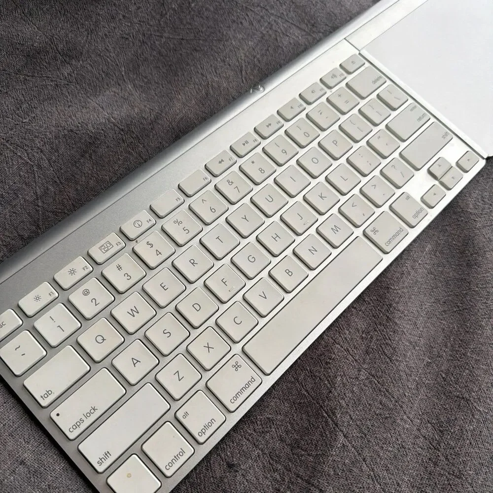 Apple Wireless Keyboard A1314 + Magic Trackpad A1339 + MagicWand Bluetooth Set